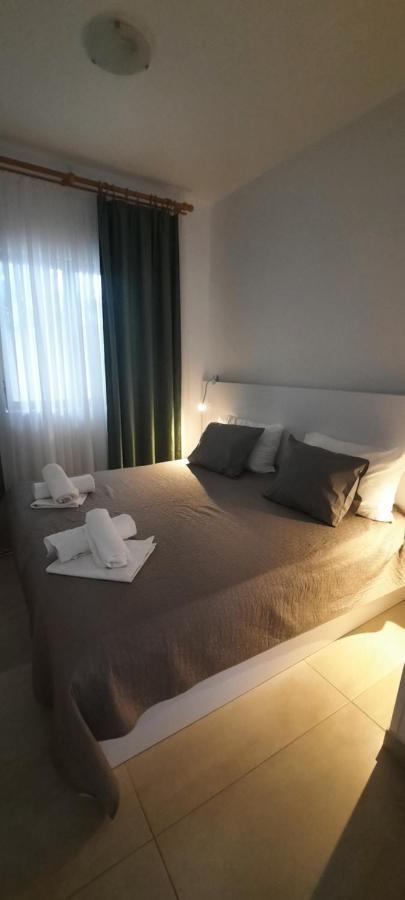 Apartmani Maris III Rab Town Extérieur photo